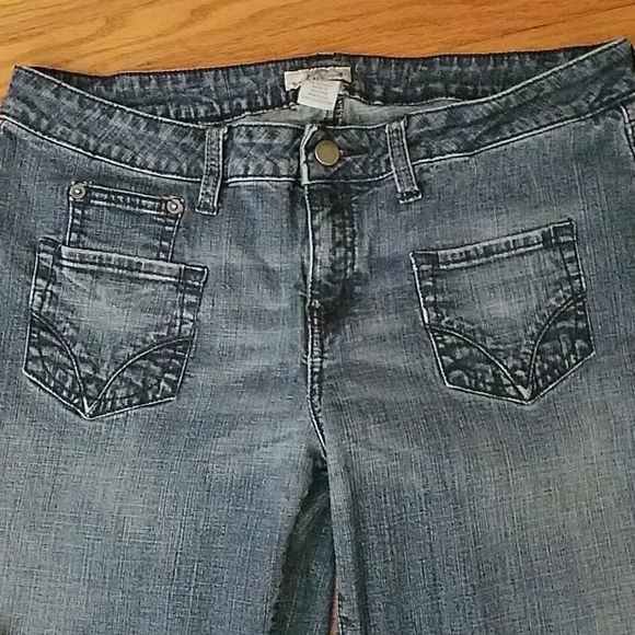 SO Wear It Declare It Wide Legged Jeans - Picture 2 of 6